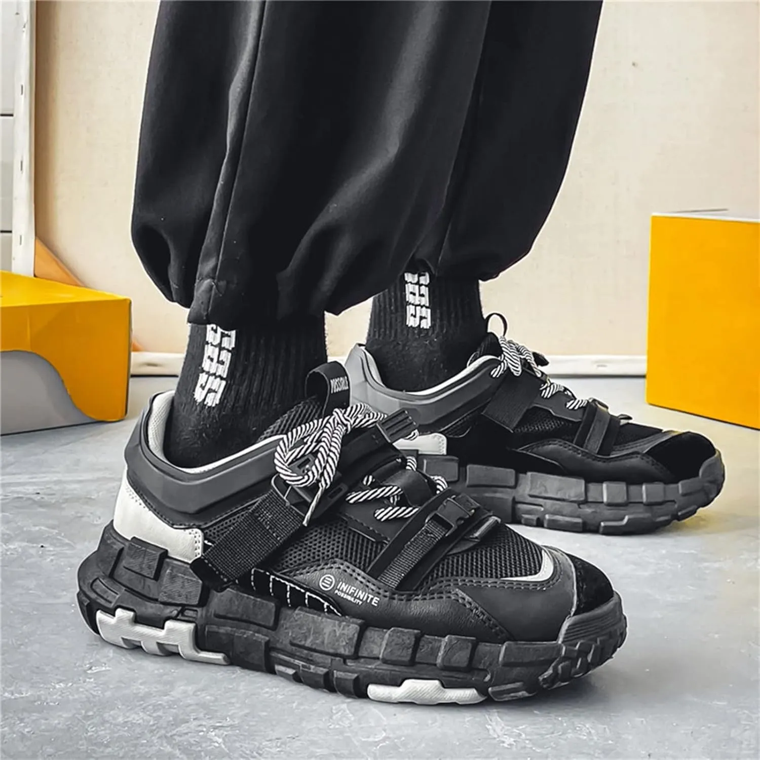 BORAMAX Slip On Fashion Sneakers Men's Breathable Running Shoes Men's Walking Shoes Retro Loafers Sports Shoes