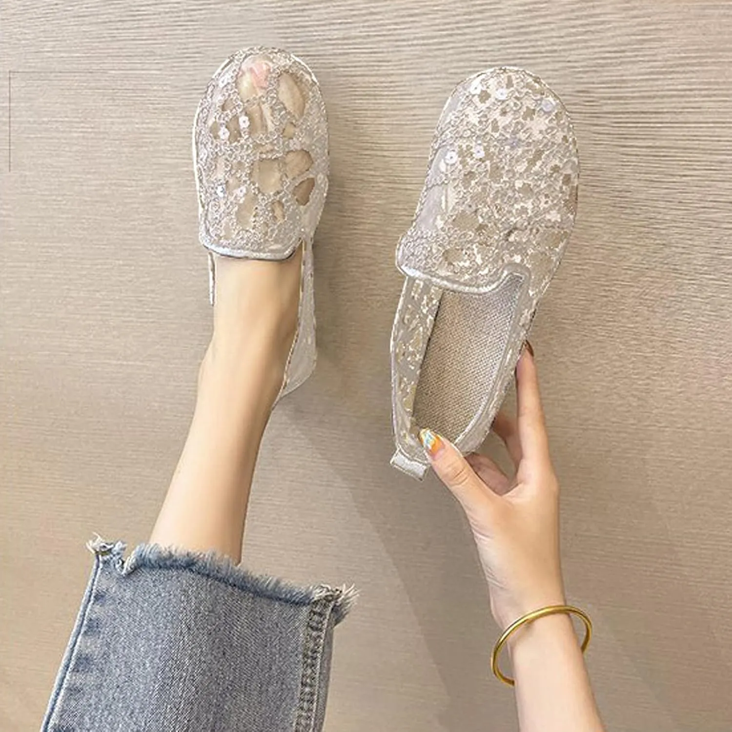 Hbeylia Women's Slip-On Ballet Flats Glitter Sequin Breathable Mesh Slip On Flats Loafers Round Toe Dress Shoes Walking Shoes for Women Ladies Girls (Silver, 9.5-10)