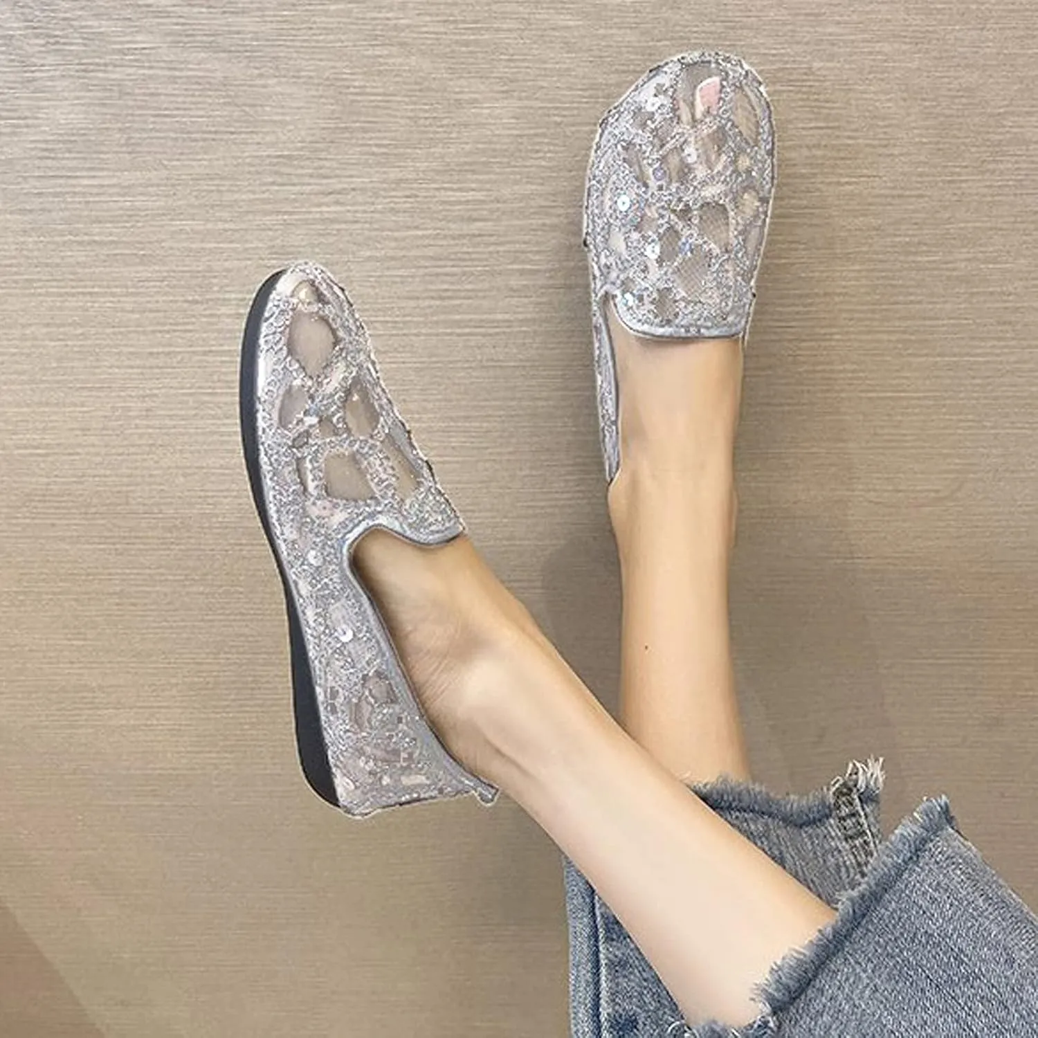 Hbeylia Women's Slip-On Ballet Flats Glitter Sequin Breathable Mesh Slip On Flats Loafers Round Toe Dress Shoes Walking Shoes for Women Ladies Girls (Silver, 9.5-10)