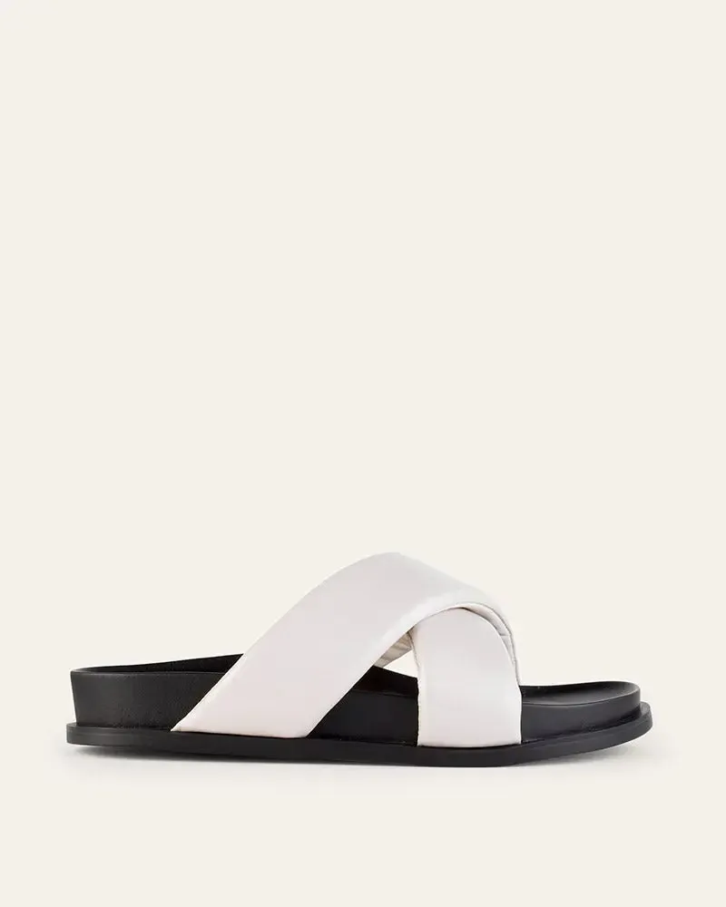 Mecca Flat Sandals Bone Leather