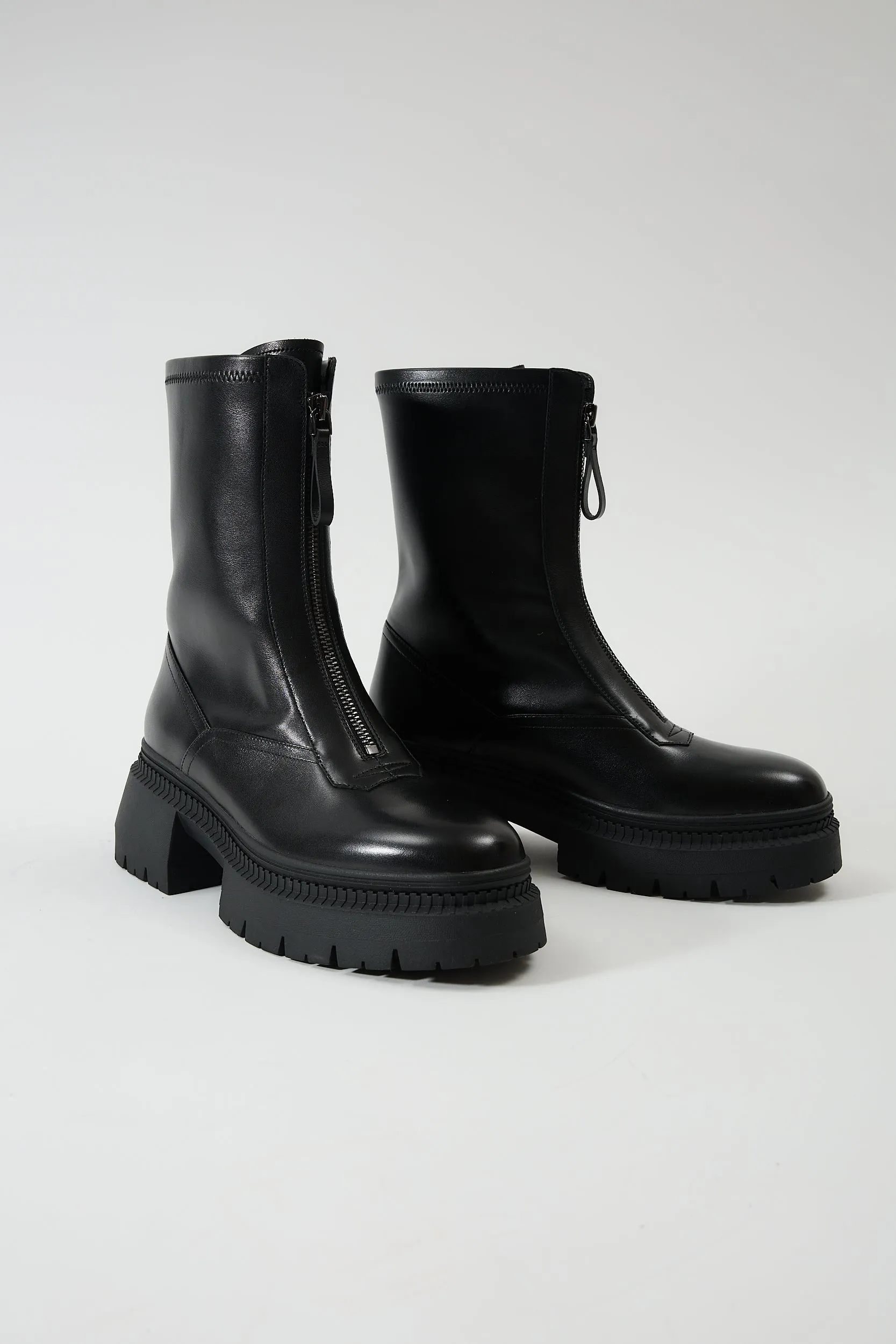 Metis Black