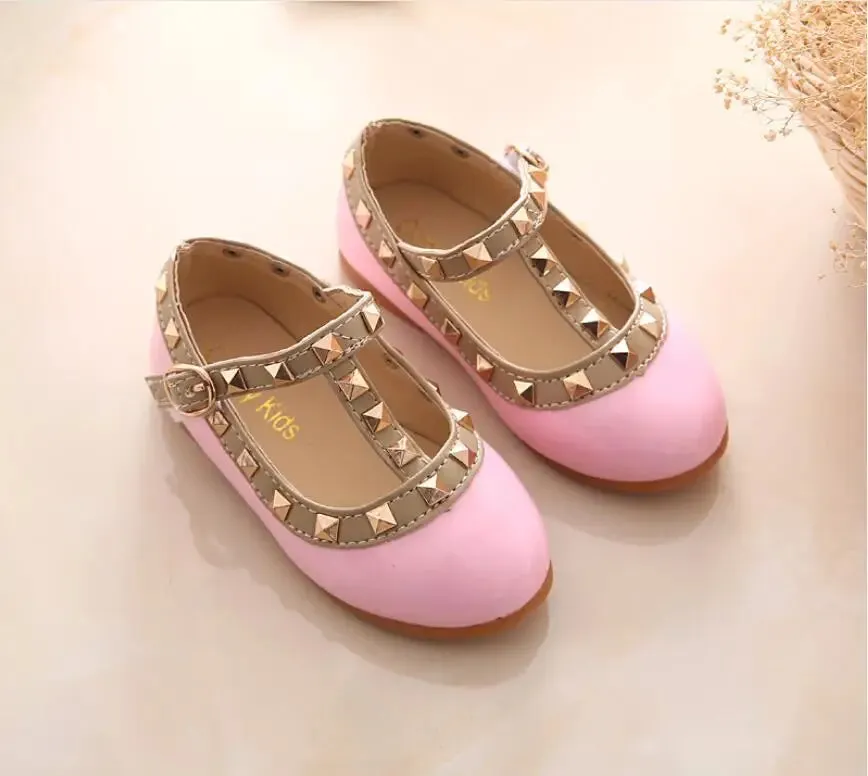 Mila Rockstud Flats