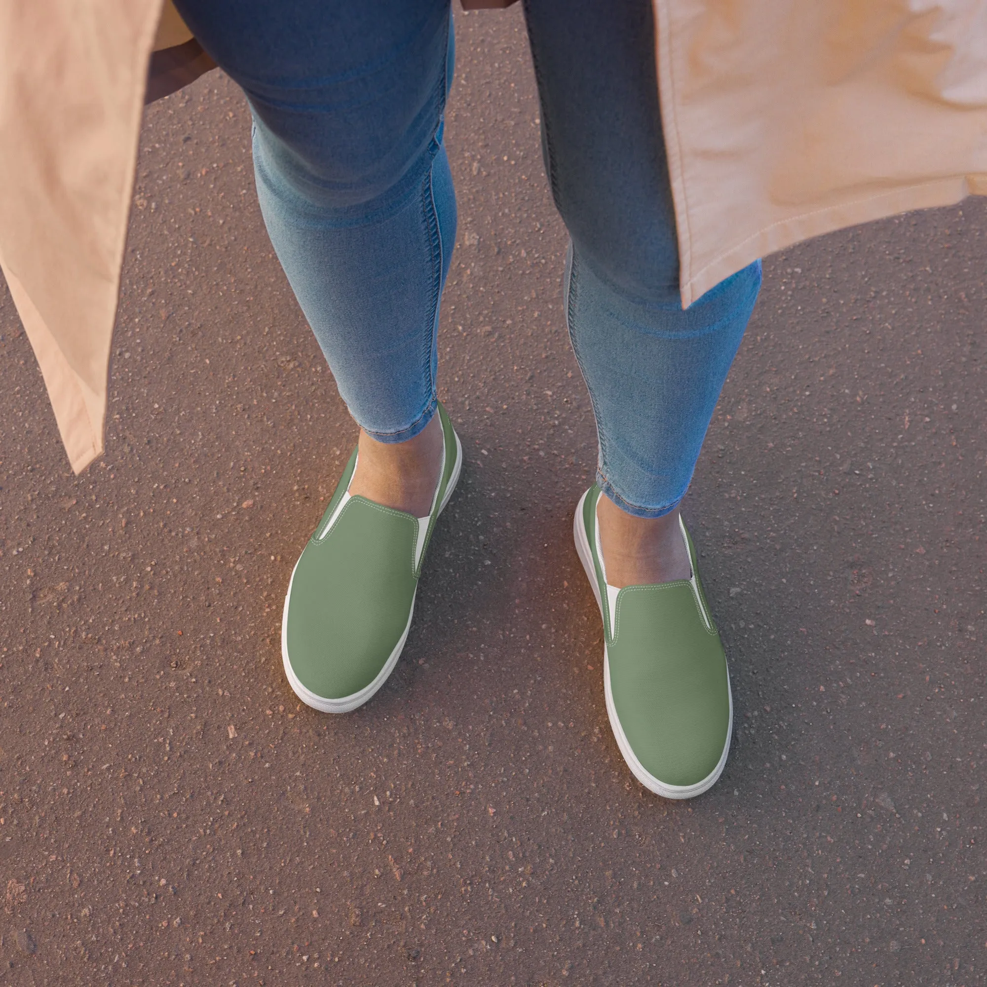 Parsley Green Women's Slip Ons, Solid Pastel Green Color Modern Minimalist Women’s Slip-On Canvas Shoes (US Size: 5-12)